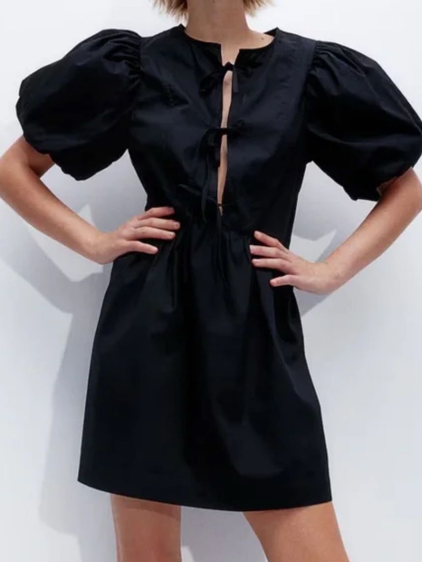 H&M Tie Front Puff Sleeve Dress