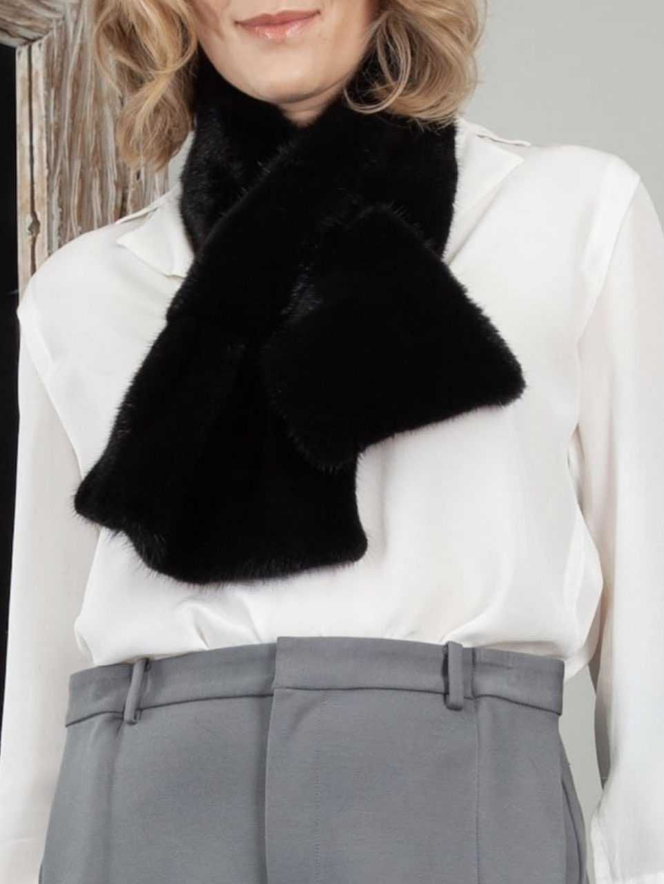 Black Faux Fur Pull-Through Scarf