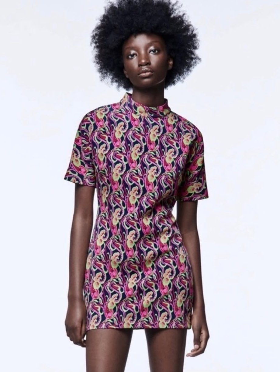 Patterned mini