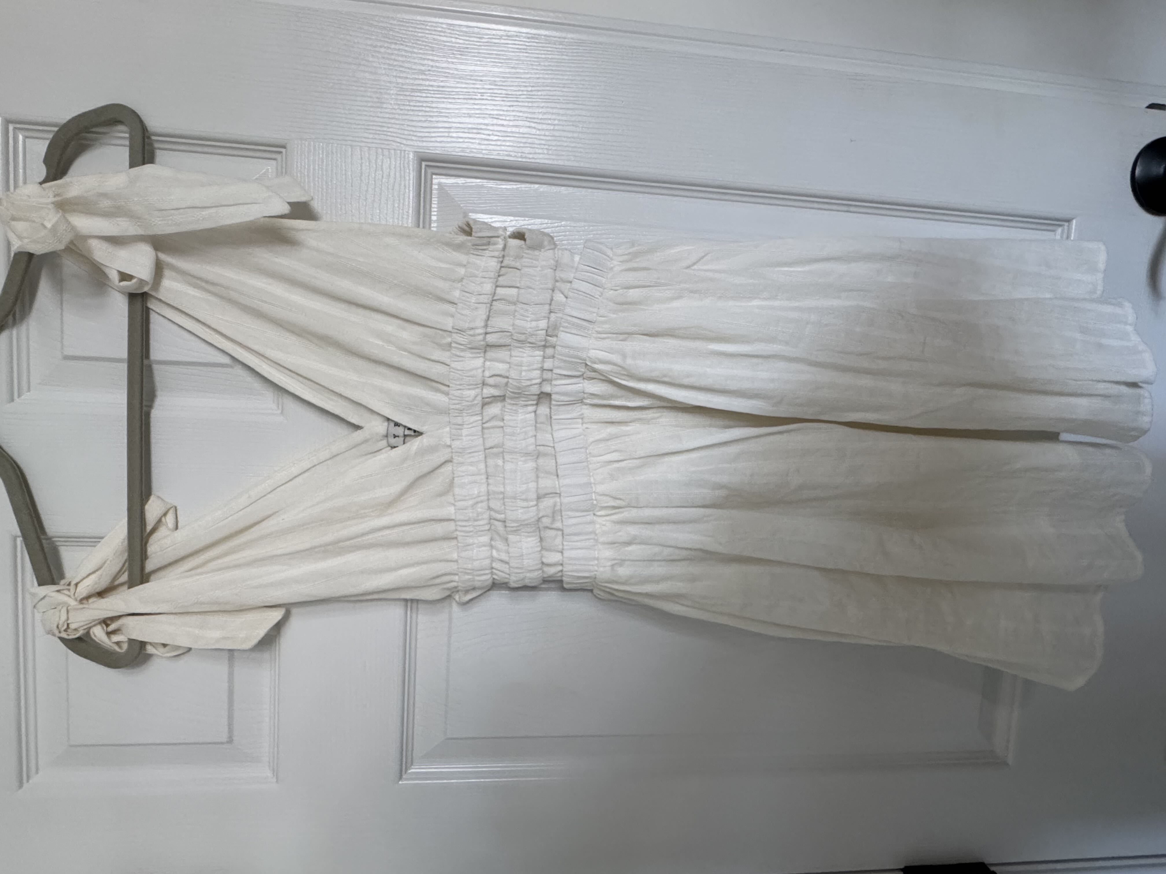White tie shoulder deep v mini dress