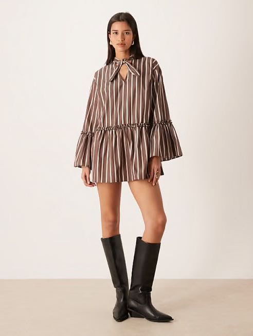 Mini brown dress with neck tie