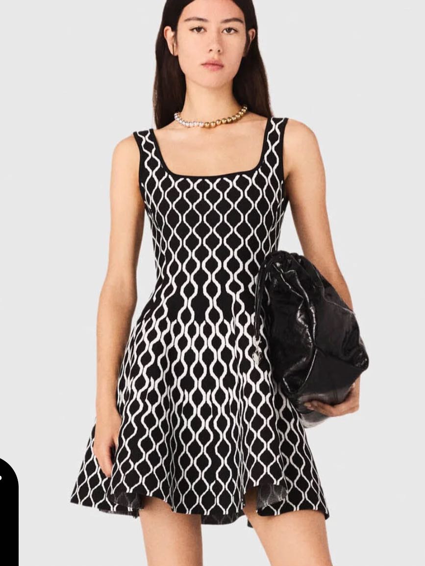 Patterned knit dress
