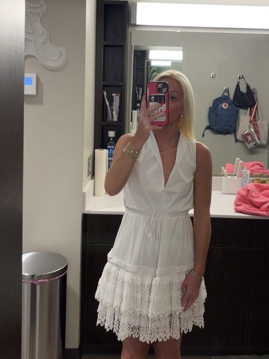 White Sleeveless Lace Dress