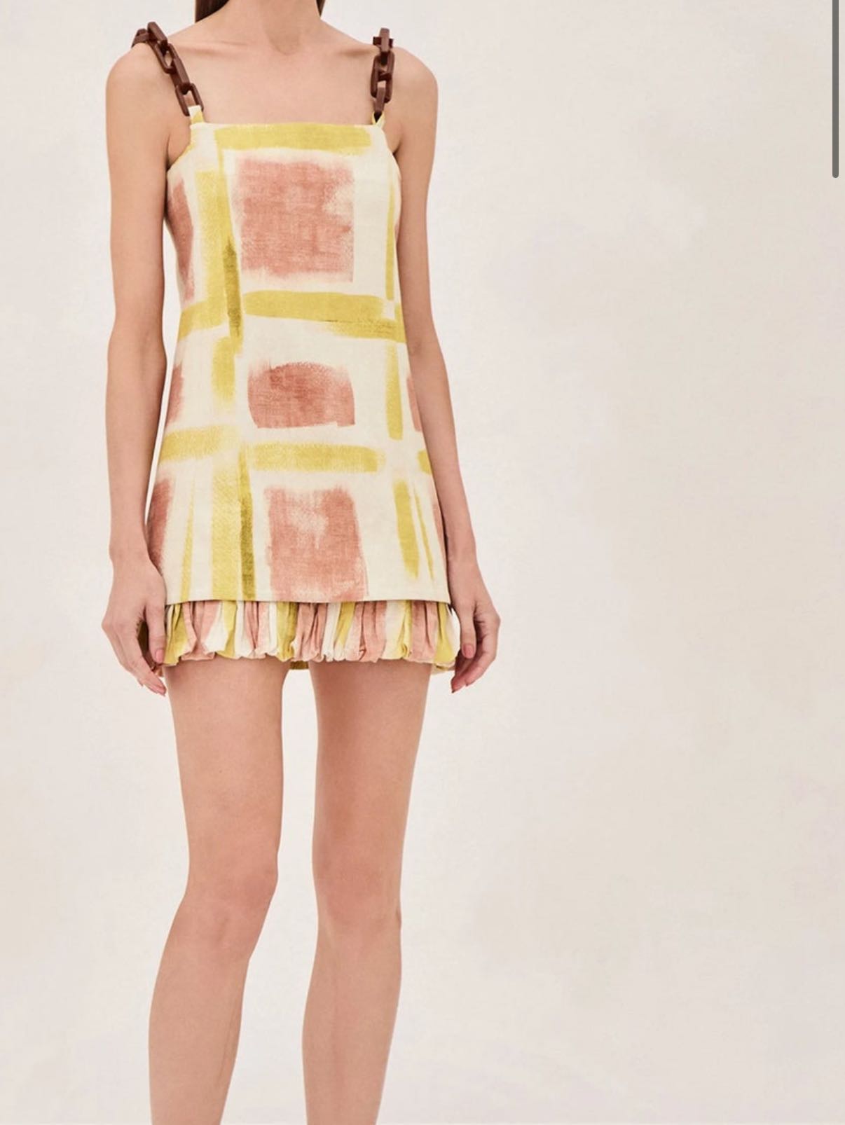 Block strap pattern dress