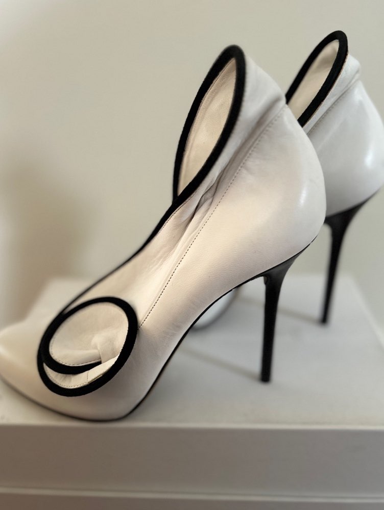 White Pointed-Toe Heels with Black Trim