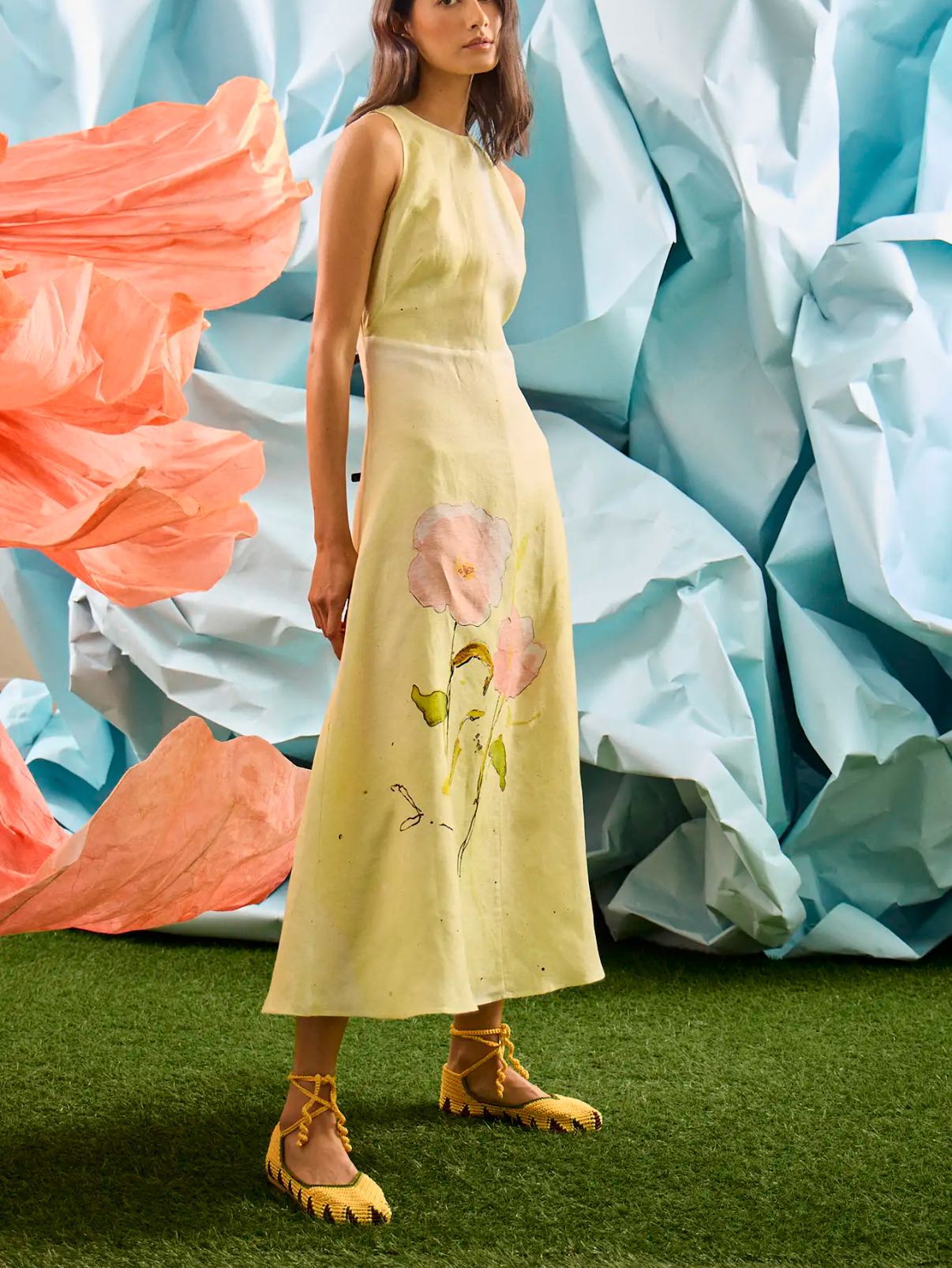 Yellow midi dress!
