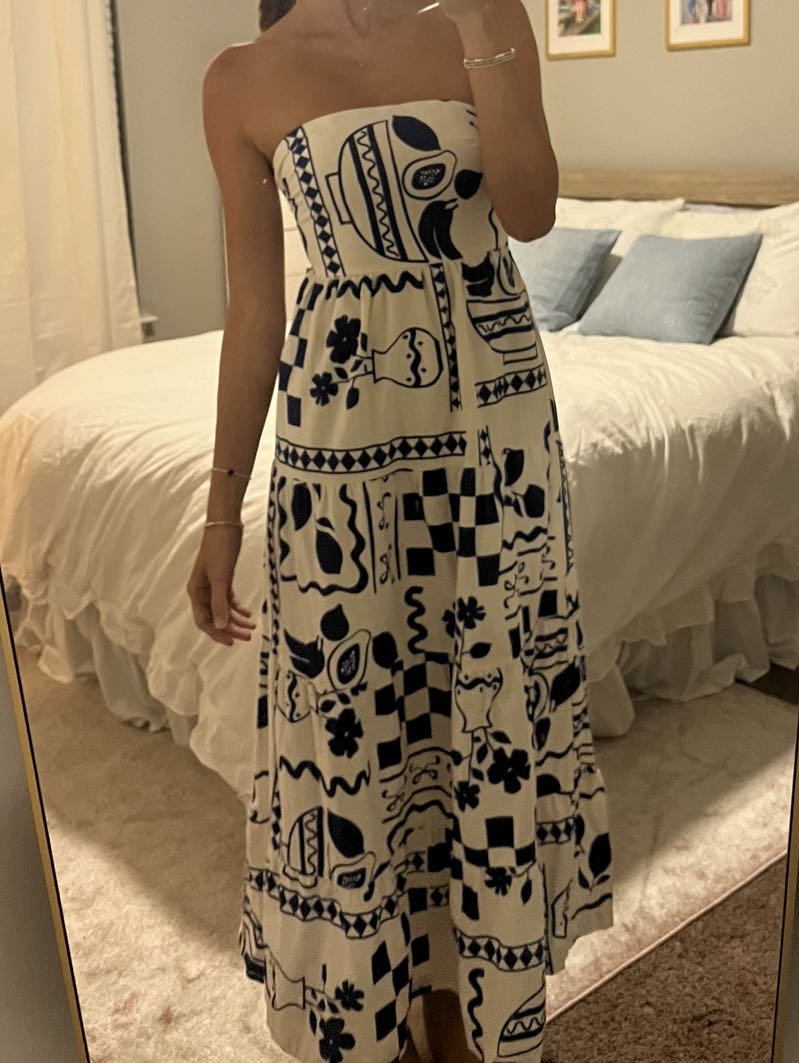 Blue and white pattern dress