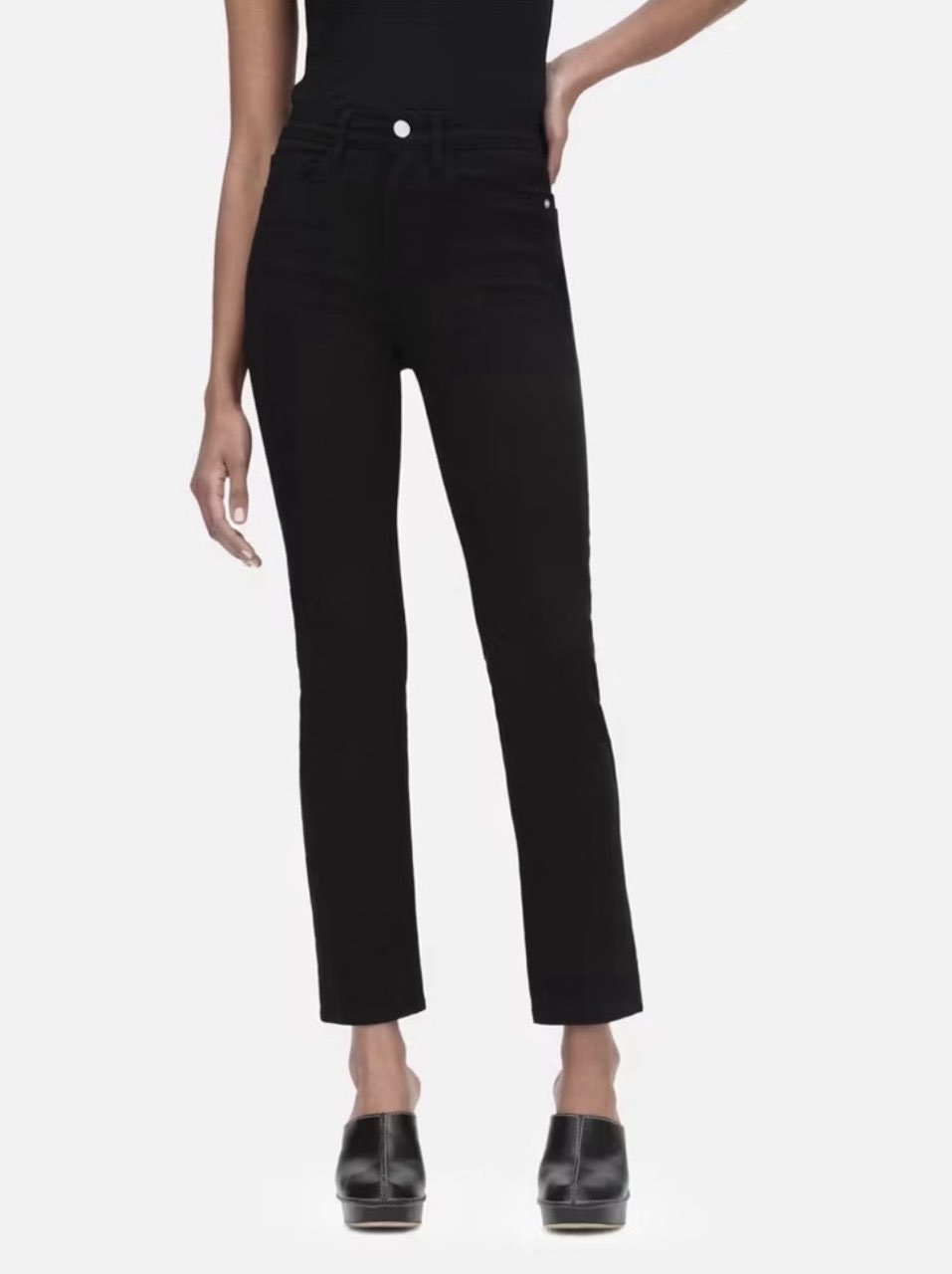 NWT *FOR SALE* Frame Black Denim Jeans - Le High Straight Leg Jeans in Film Noir