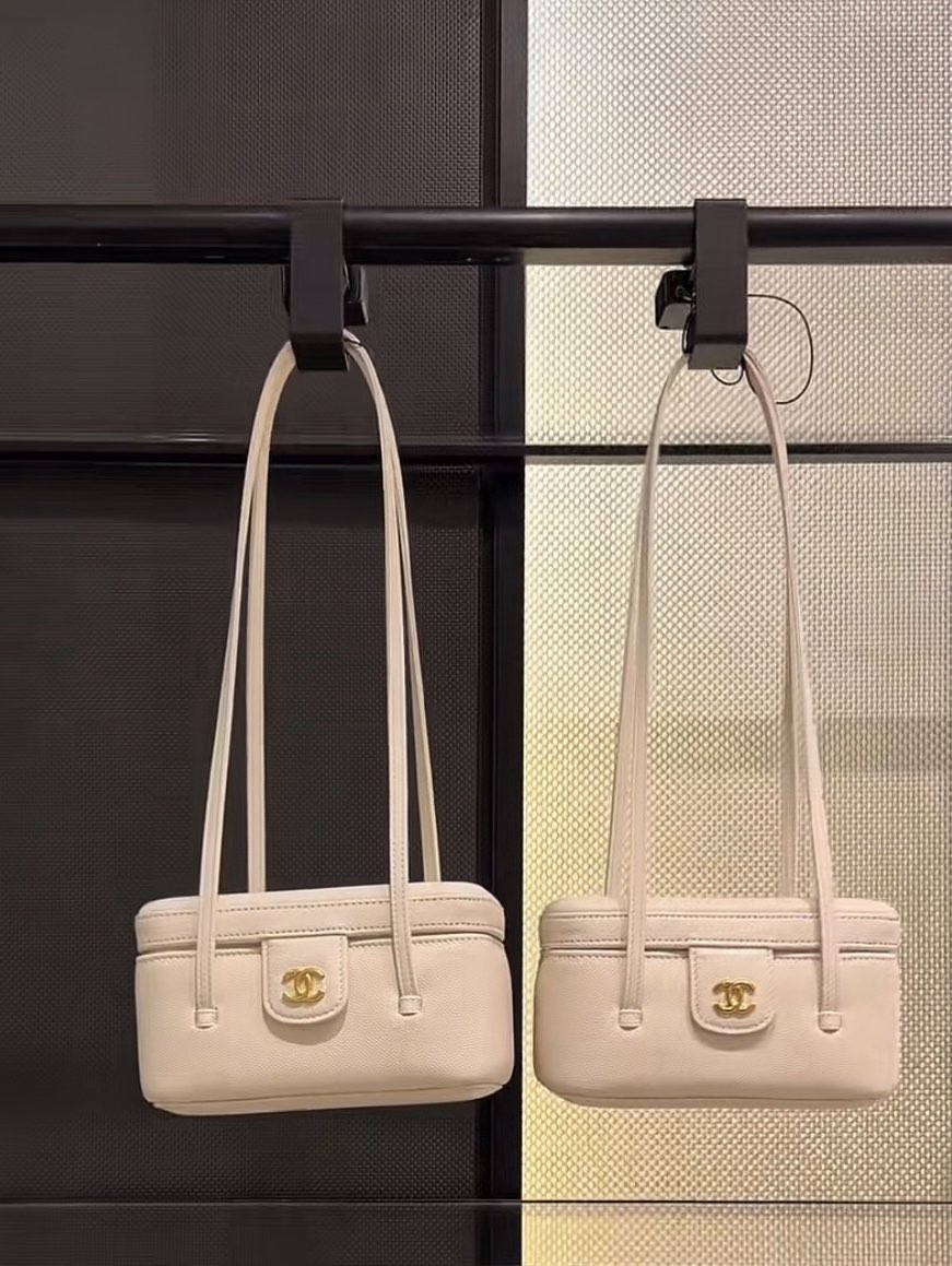 Chanel Off-White Caviar Leather Vanity Bag