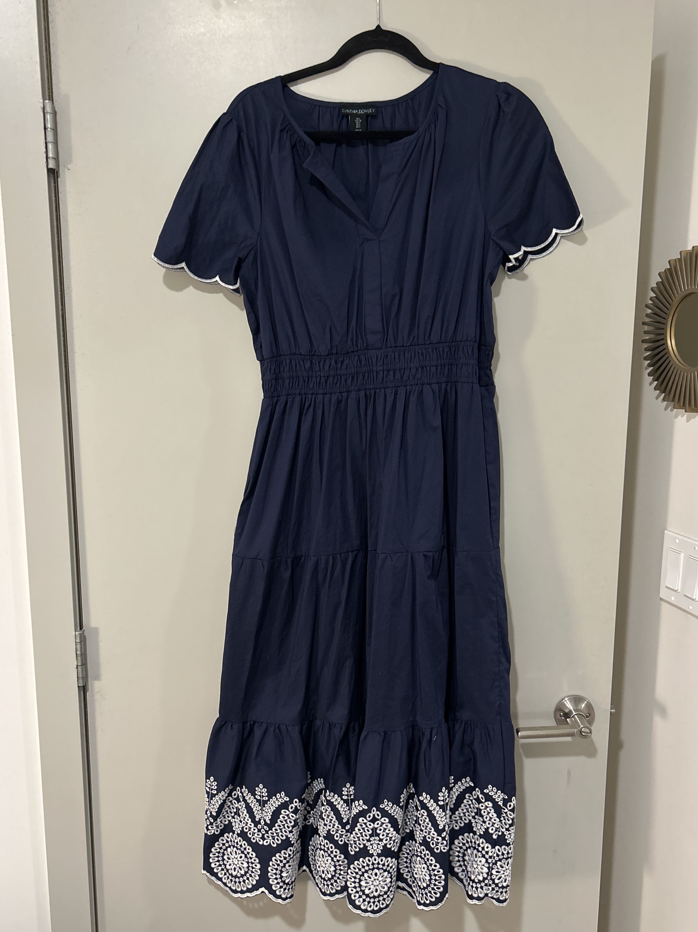 Scalloped Maxi Dress!!