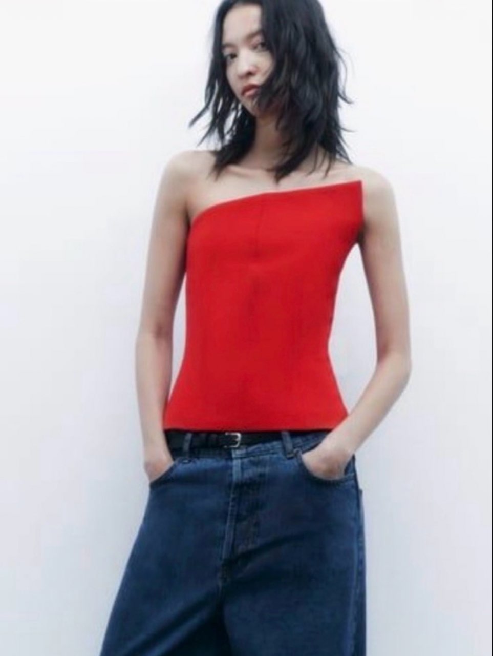 Red structured top