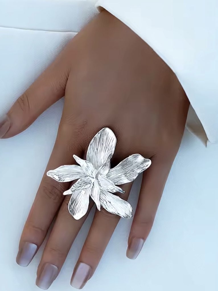 Silver Floral Statement Ring