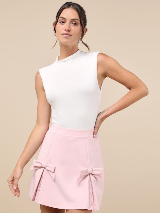 Charmed Energy Light Pink Pleated Bow Mini Skirt
