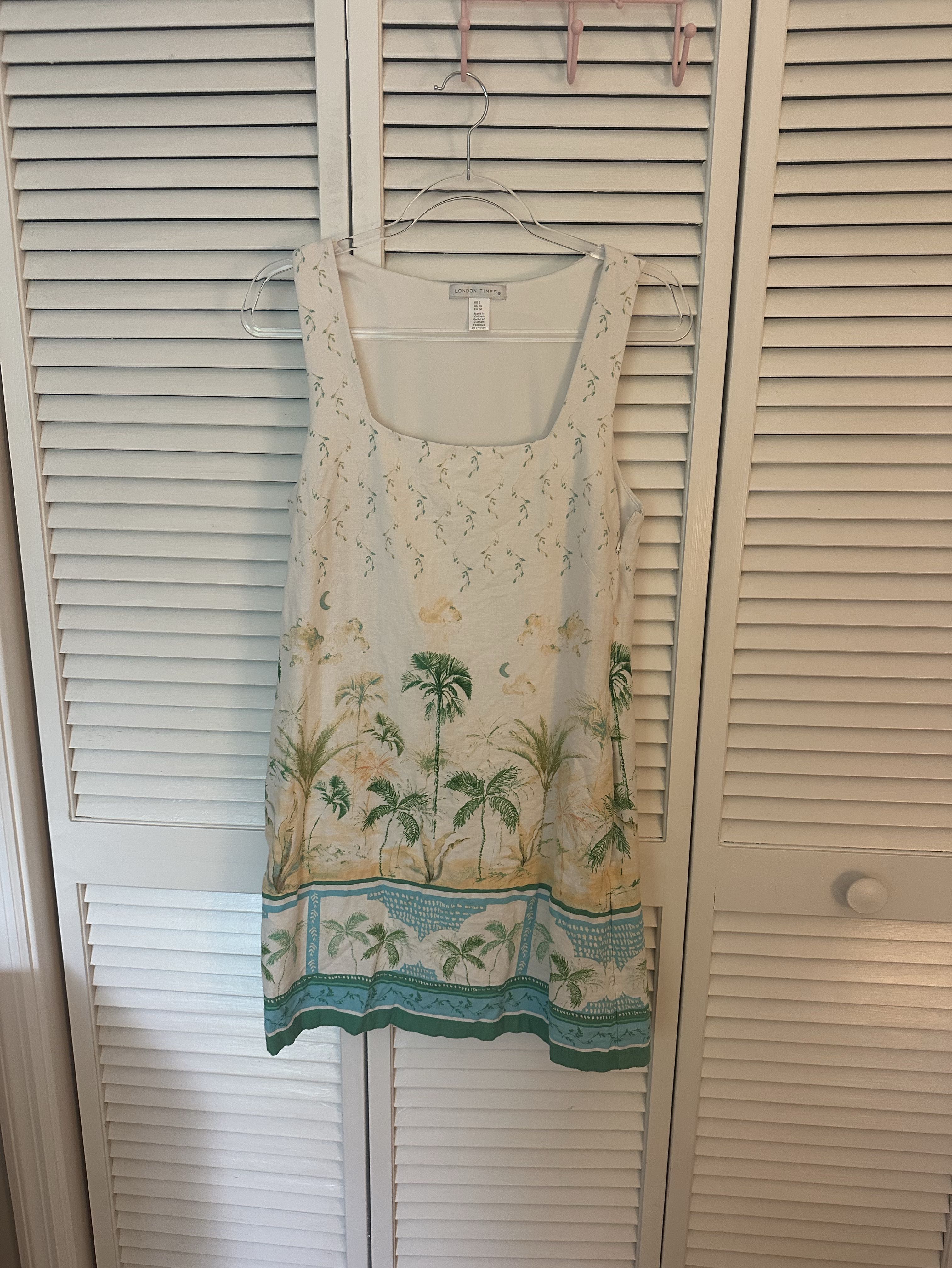 London Times Square neck coastal print dress