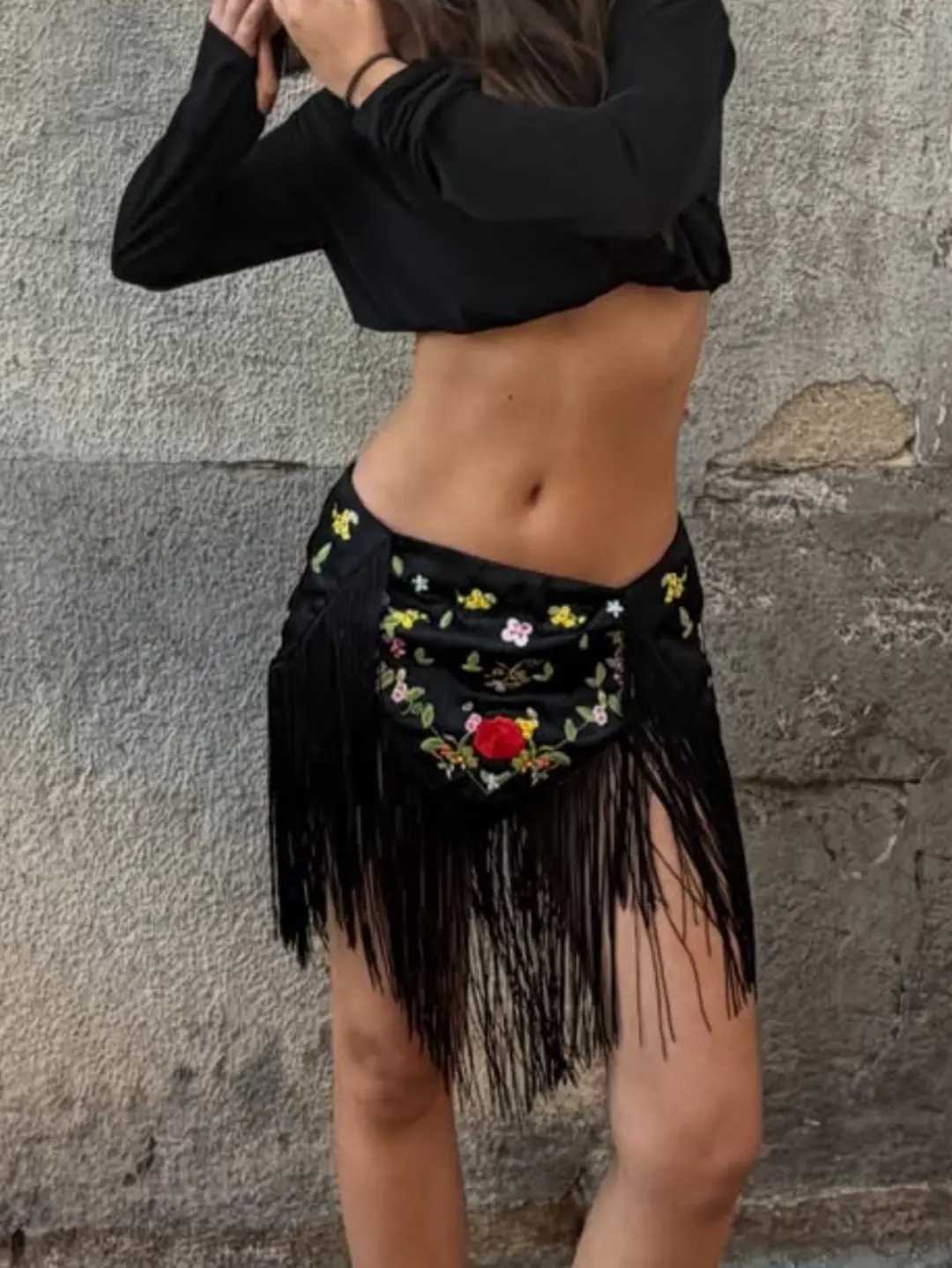 Niihai Lara skirt By NIIHAI