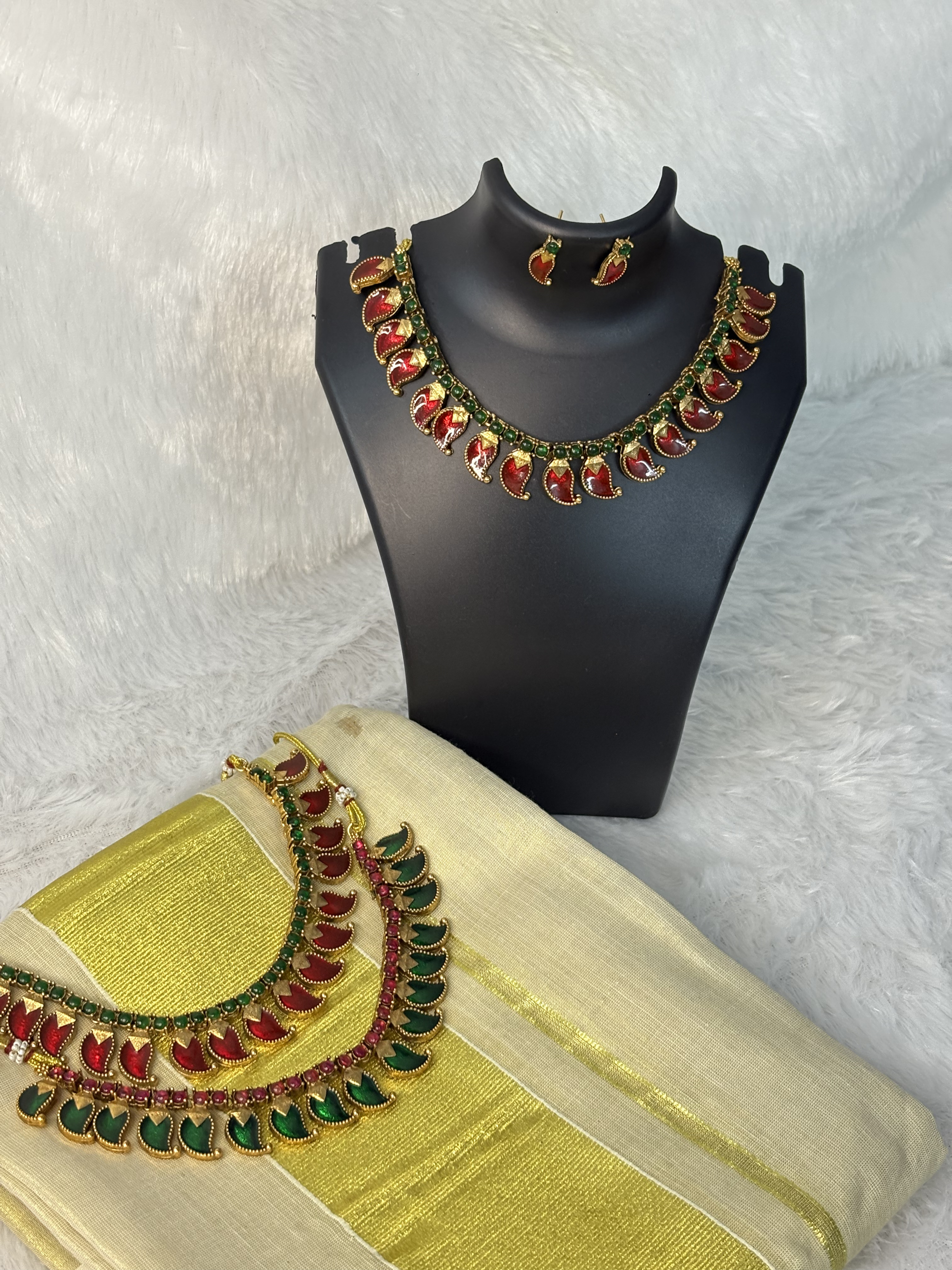 RJ112 Chandrika Palakka Necklace