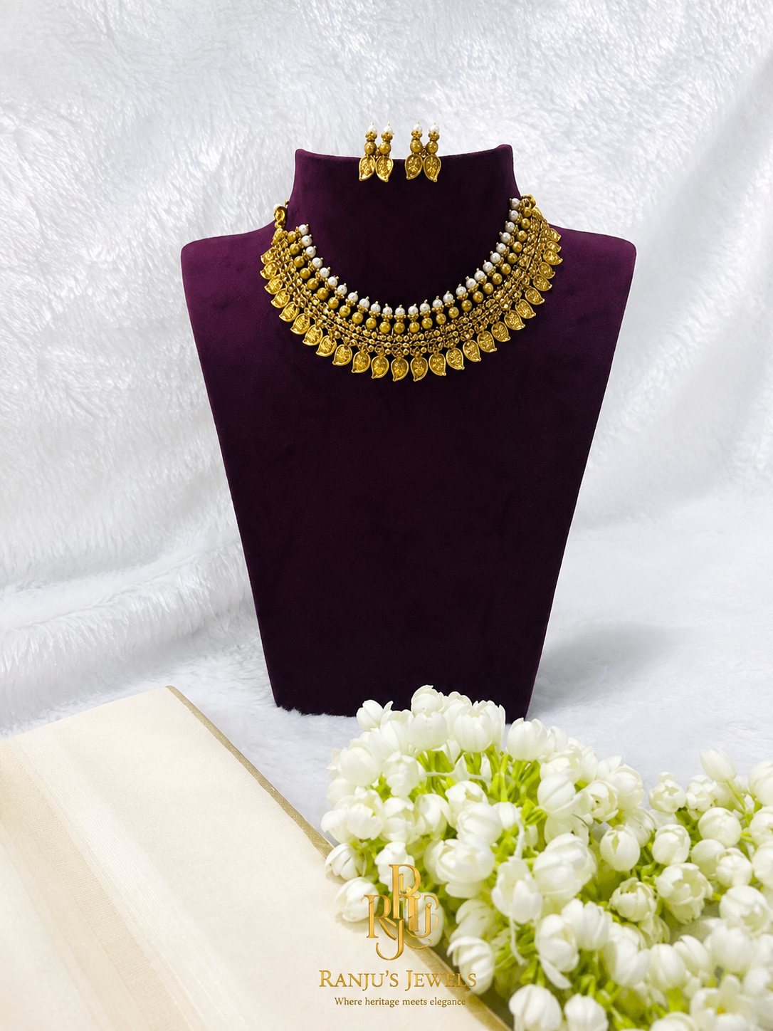 RJ114 Vaidehi Antique Necklace Set