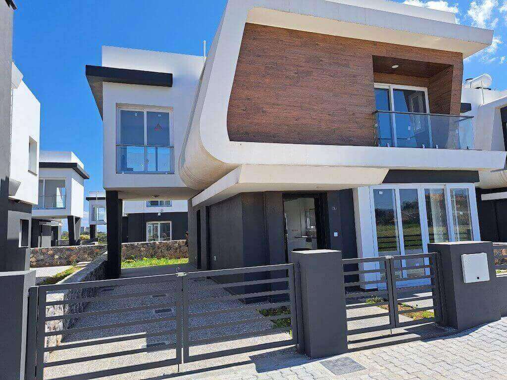 3 bedroom villa in karsiyaka