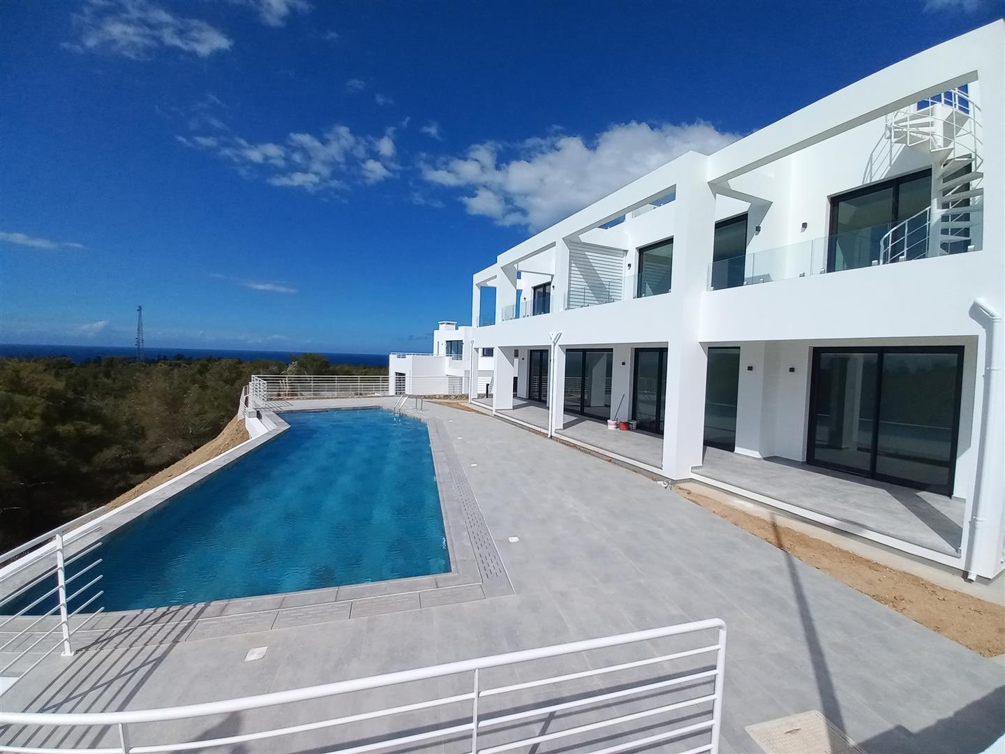 2 bedroom penthouse in esentepe