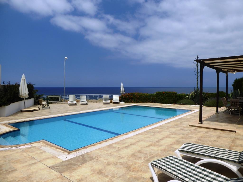 3 bedroom villa in esentepe