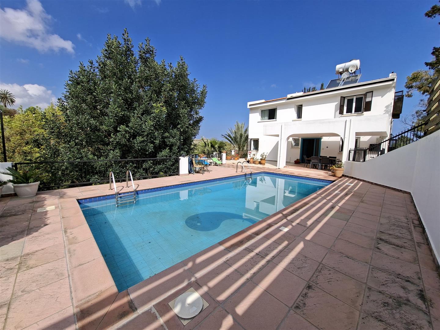 4 bedroom villa in bellapais