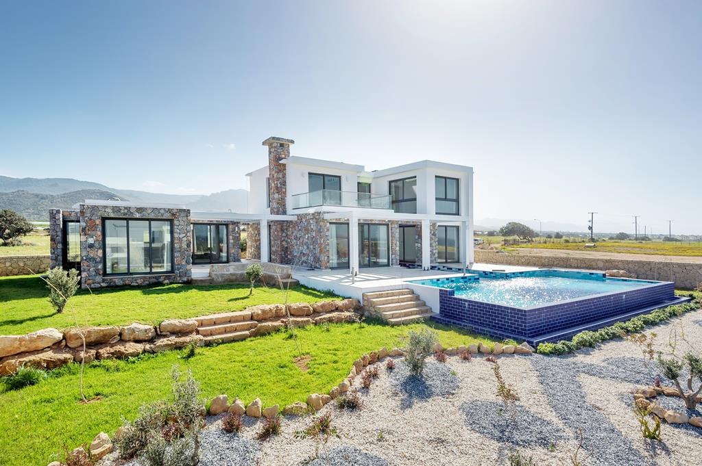 5 bedroom villa in tatlisu