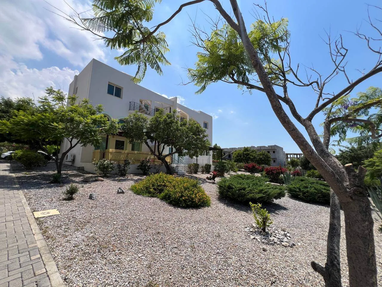 2 bedroom penthouse in bahceli