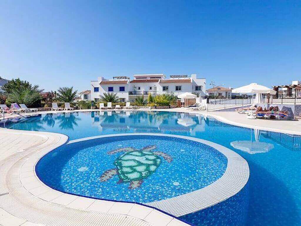 2 bedroom apartment in esentepe