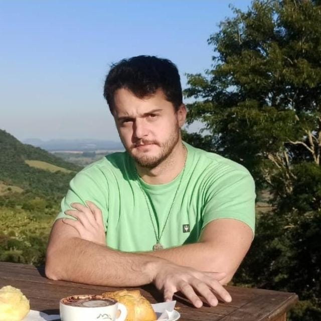 Carlos Eduardo