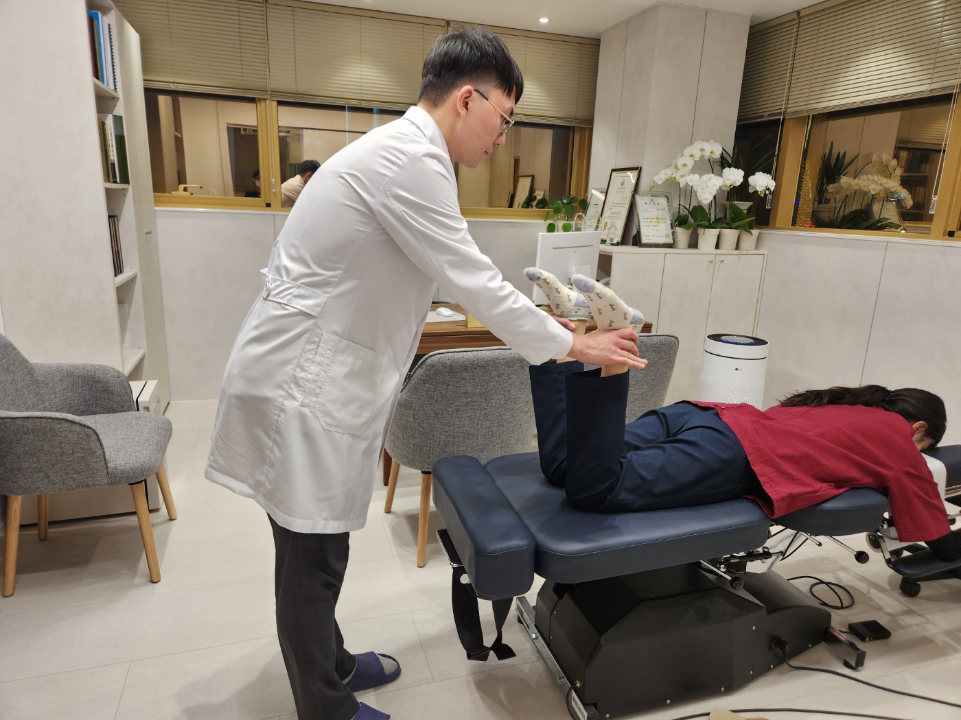 자세 교정 운동 이미지