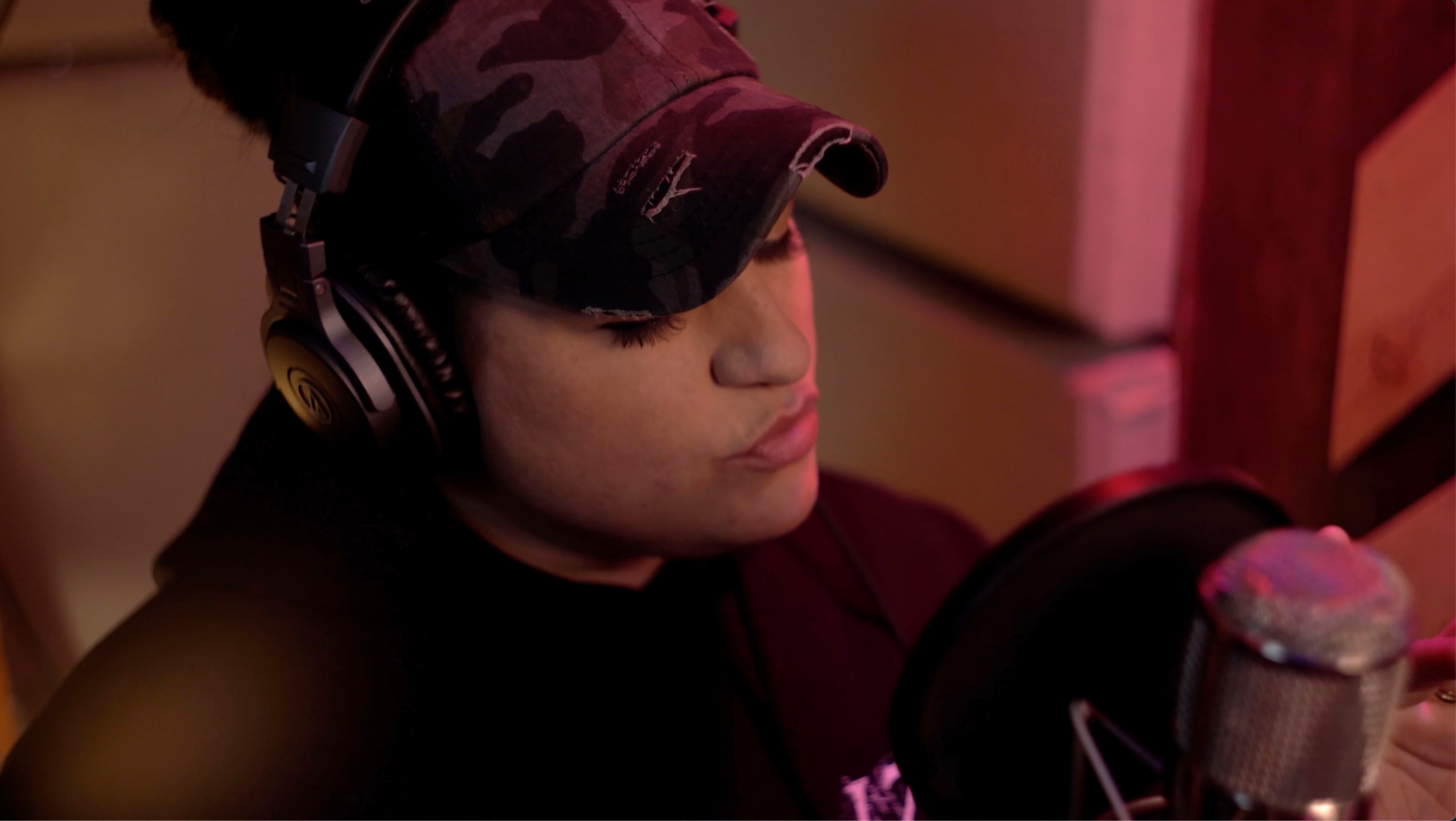 Aubrey Lynn Recording at WarRoom Studios.jpg