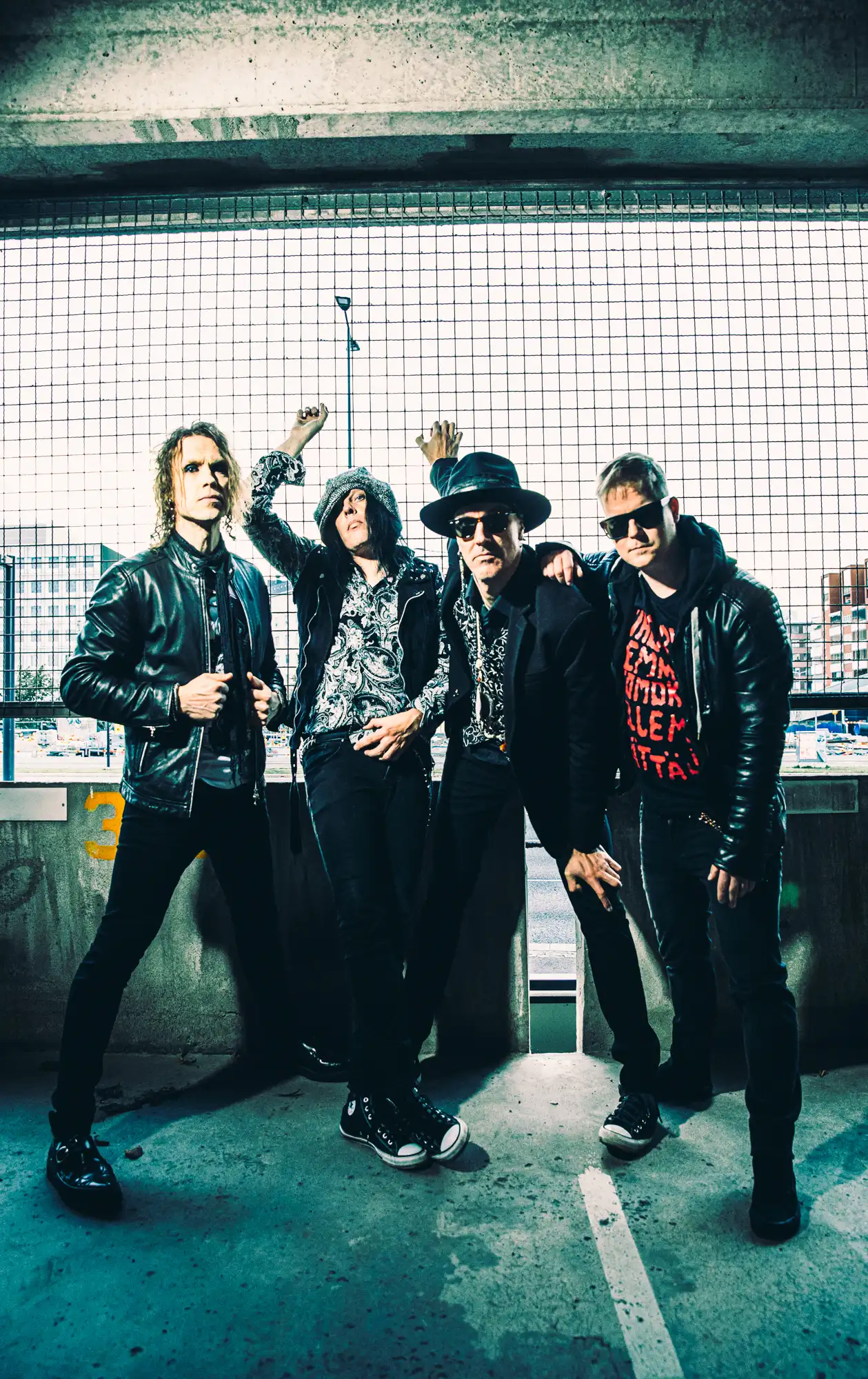 Dharma Guns 5 (c) Ville Malja