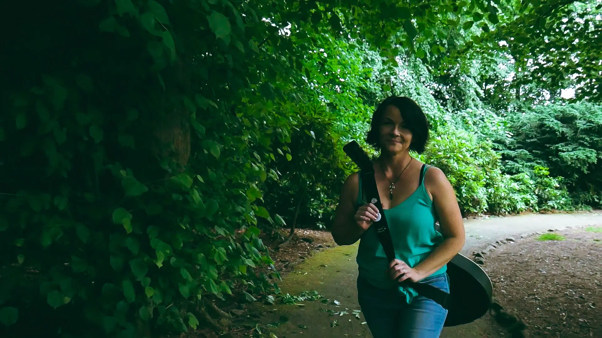 Kelly In The Trees 1 Slowed Down.mp4.00_03_34_18.Still001.jpg