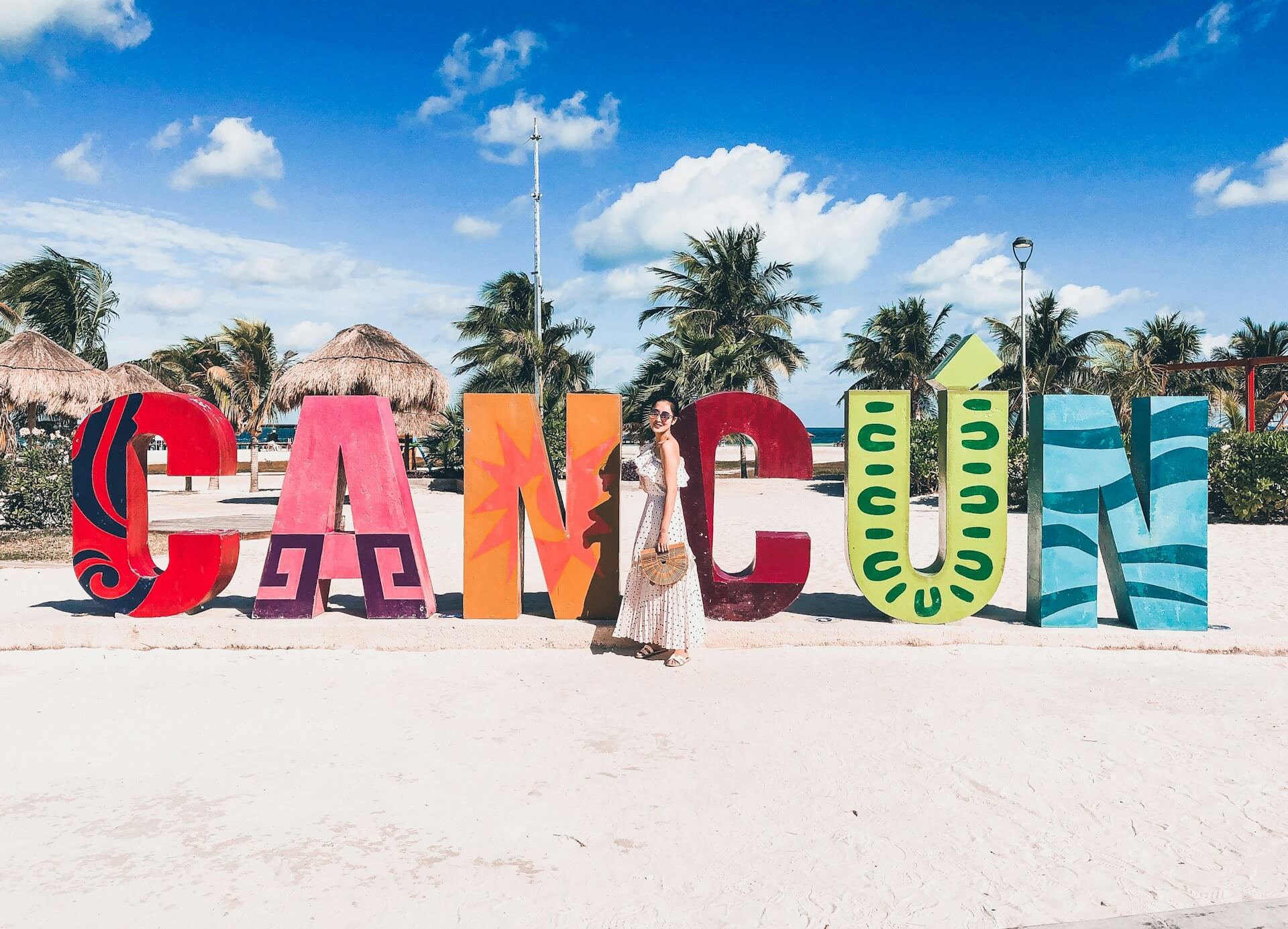 When you come to Cancun, besides food, don’t forget to enjoy the relaxing beaches!