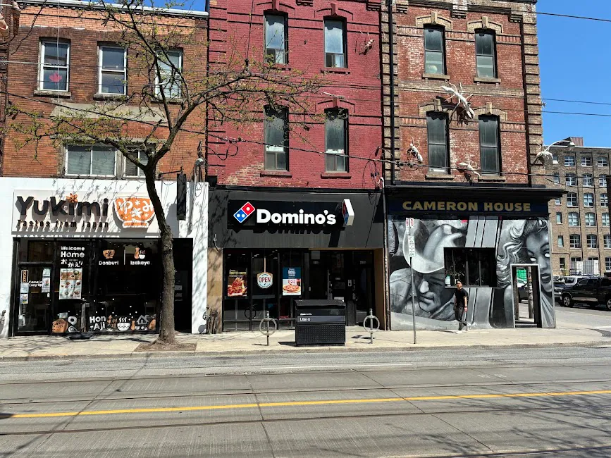 Domino's Pizza
