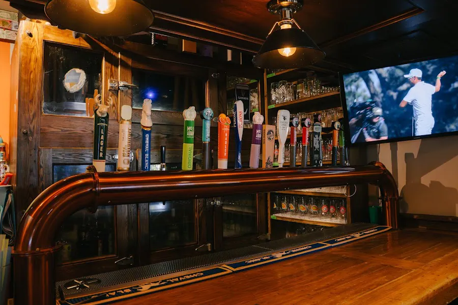 Duke & Devine's Irish Pub Beaurepaire