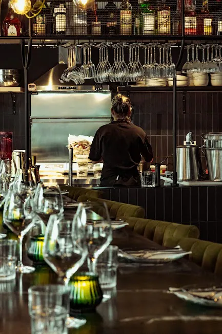 Éléonore – buvette, bar à vin | Rue Ontario Est
