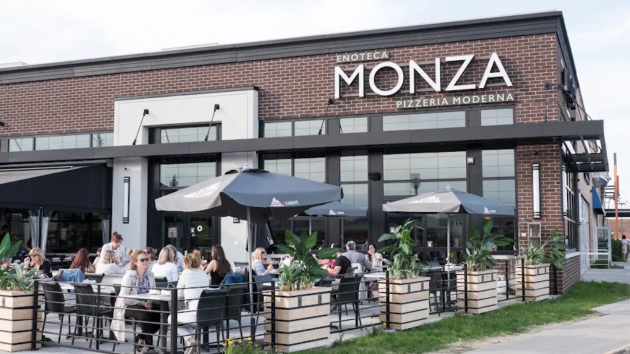 Enoteca Monza Pizzeria Moderna