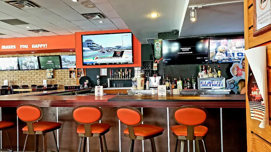 Hooters Niagara