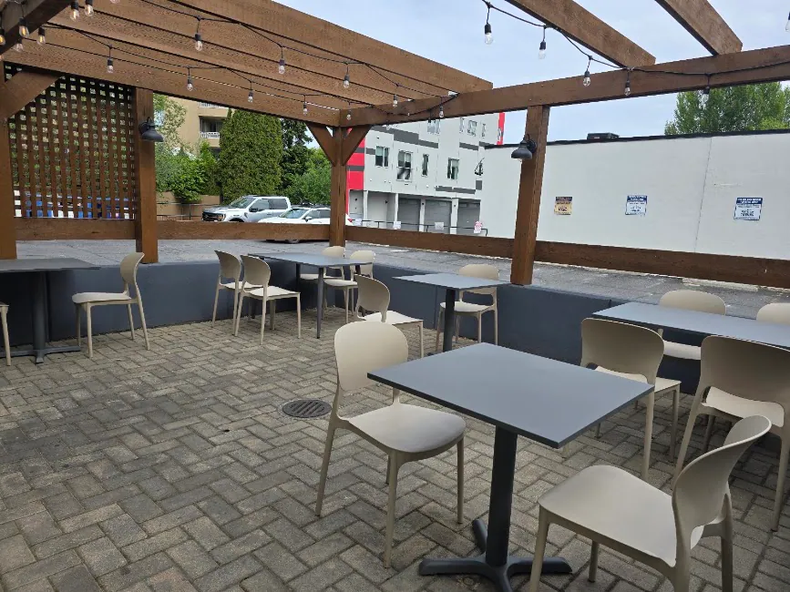 Isshin Sushi Bar & Asian Dining