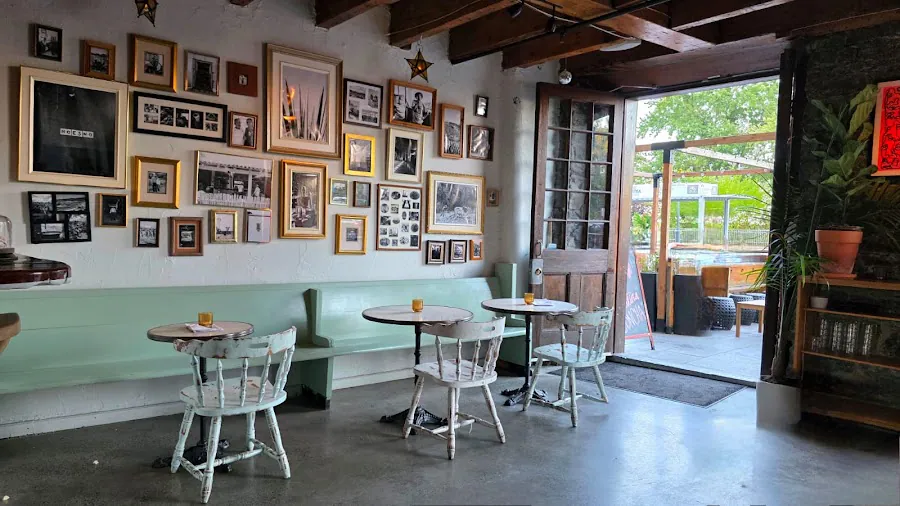 La Cantina Downtown: Tacos & Tequila