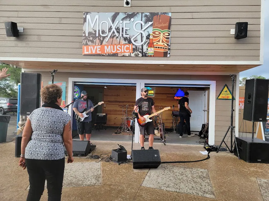 Moxie's