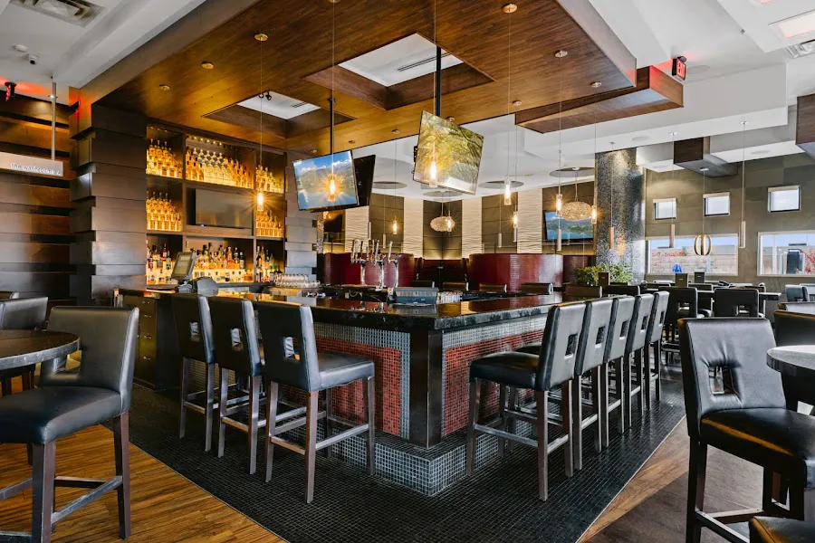Moxies Dartmouth Crossing Restaurant