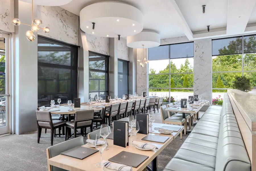 Moxies Dixon Road Restaurant