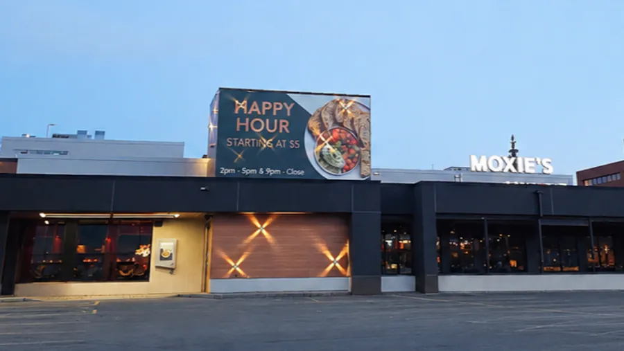 Moxies Kingsway Restaurant