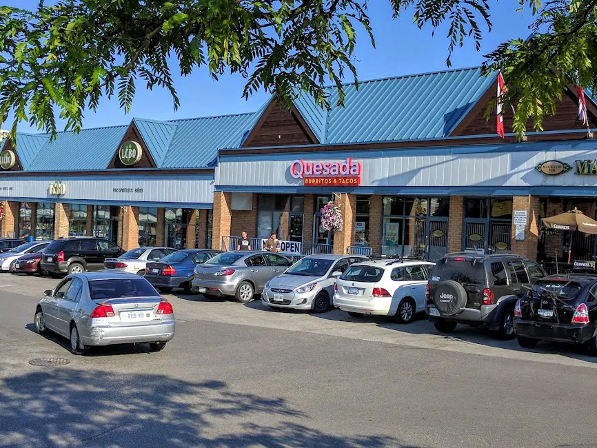 Quesada Burritos & Tacos