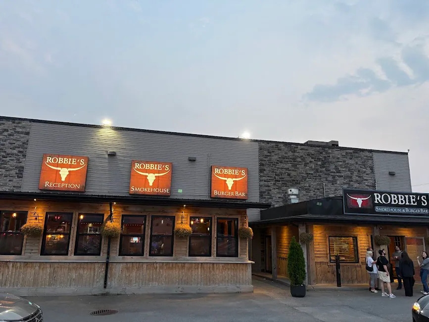 Robbie's Smokehouse & Burger Bar
