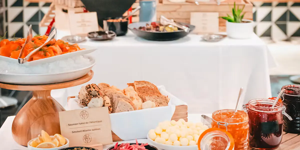 Sunday all-you-can-eat brunch buffet at Rosélys