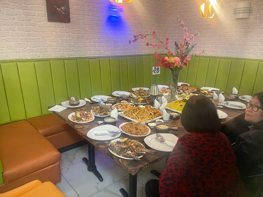 Seafood Restaurant La Mer Rouge cote des neiges Montreal