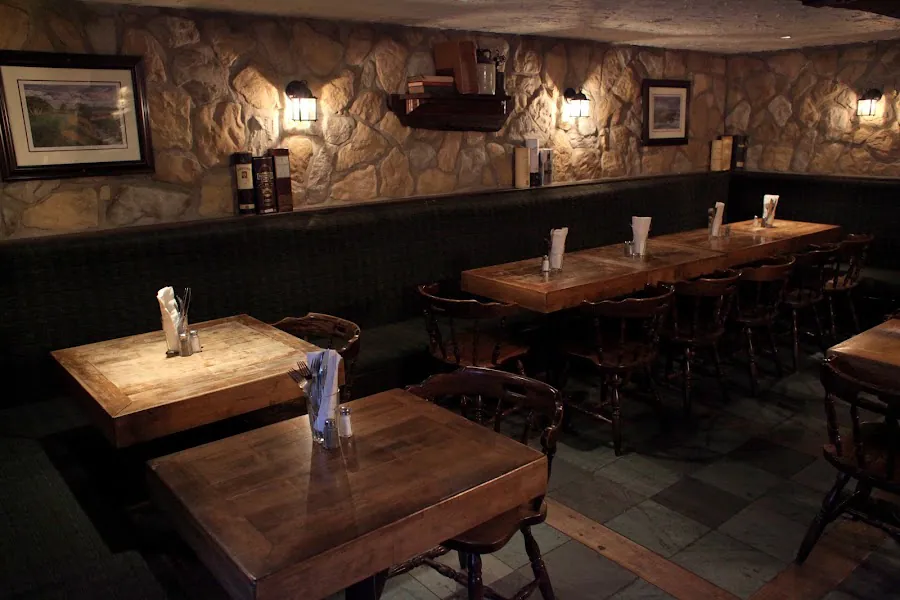 Ye Olde Orchard Pub and Grill